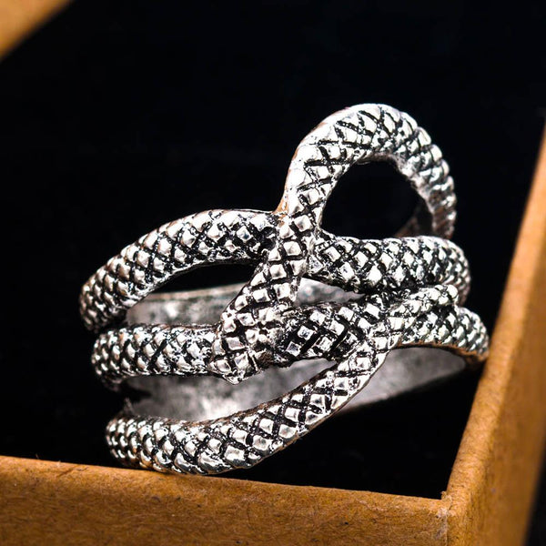 Kaiti Snake Ring