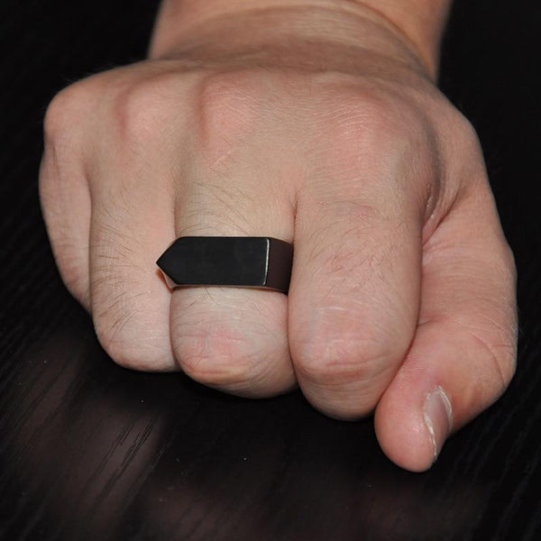 Omiros Arrow Ring