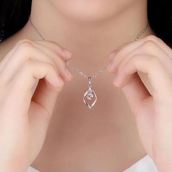 Yessenia Zircon Necklace